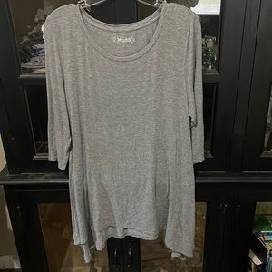 Womens 3/4 length sleeve Mudd too - size XL